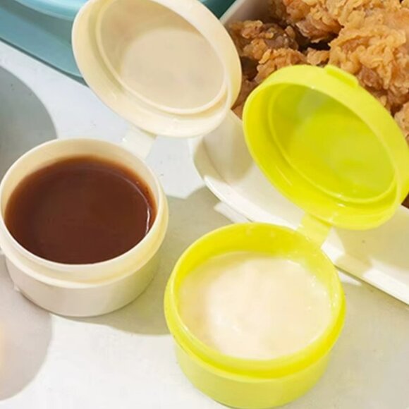 4 pieces of bento box sauce/condiment holders - nwt - Picture 2 of 3